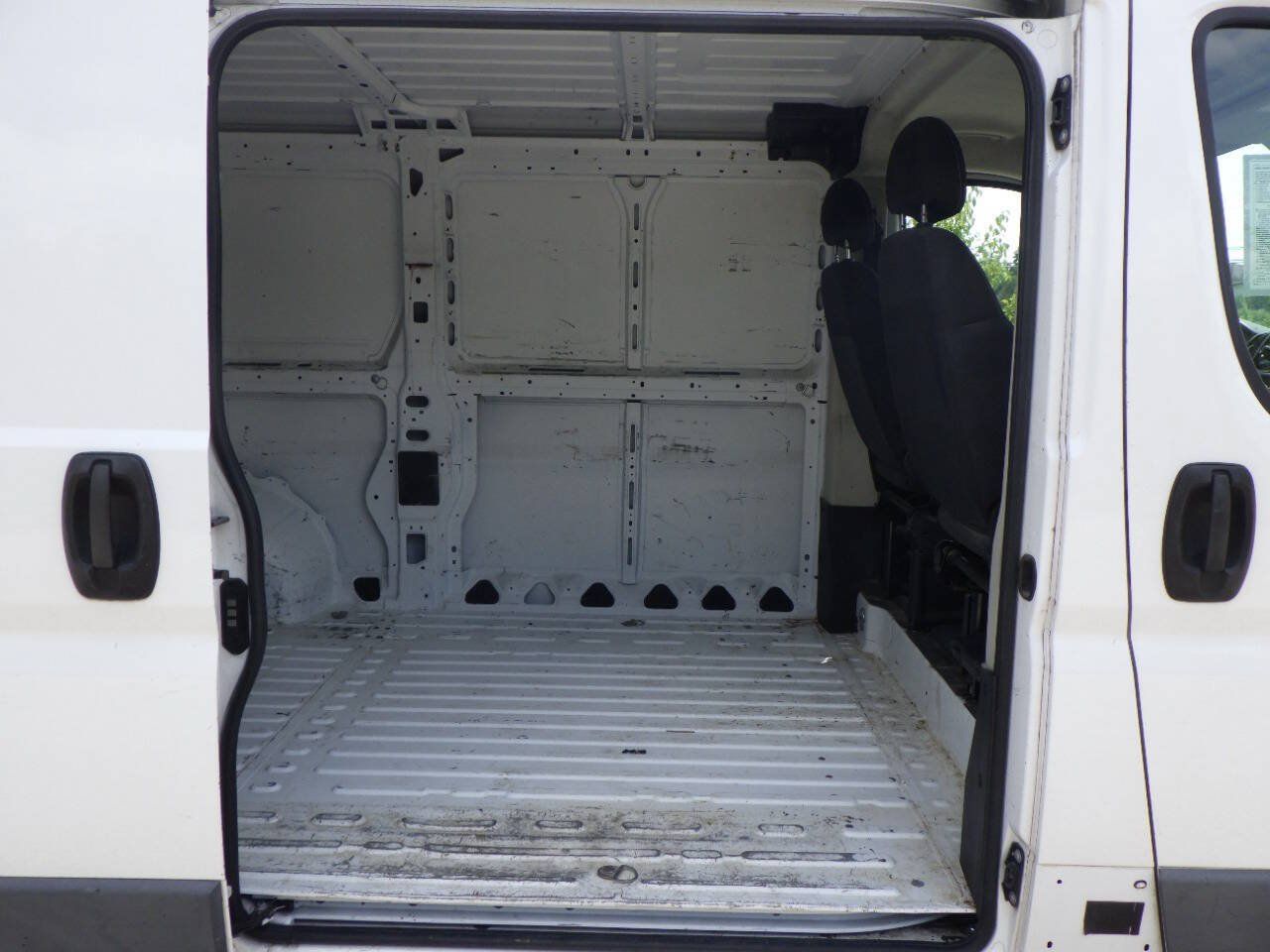 Used 2018 RAM ProMaster 1500 w/ Interior Convenience Group FWD image 21