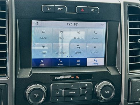 Used 2019 Ford F150 XLT w/ Equipment Group 302A Luxury AWD/4WD image 13