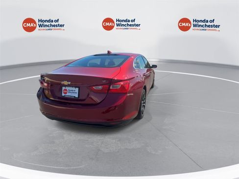 Used 2018 Chevrolet Malibu LT FWD image 7