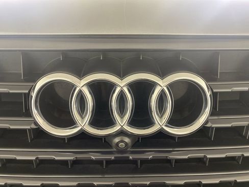 Used 2018 Audi Q7 3.0T Prestige w/ Prestige Package image 34