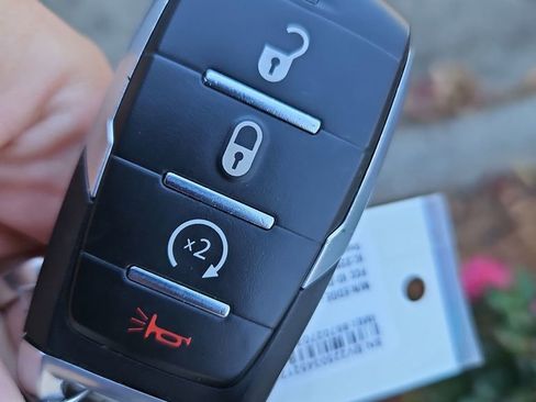 Used 2024 RAM 1500 Laramie image 38