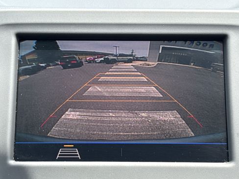 Used 2021 Chevrolet Equinox LT AWD/4WD image 20