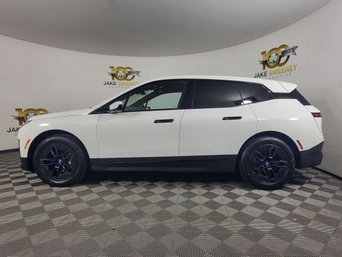 Certified 2025 BMW iX xDrive50 image 4