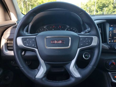 Used 2024 GMC Terrain SLT AWD/4WD image 21