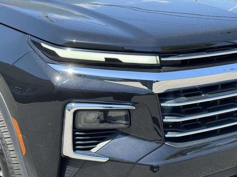 Used 2026 Chevrolet Traverse LT w/ Driver Confidence Package AWD/4WD image 12