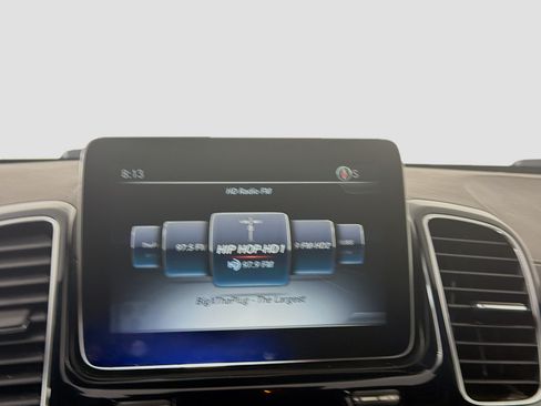 Used 2017 Mercedes-Benz GLS 450 4MATIC image 19