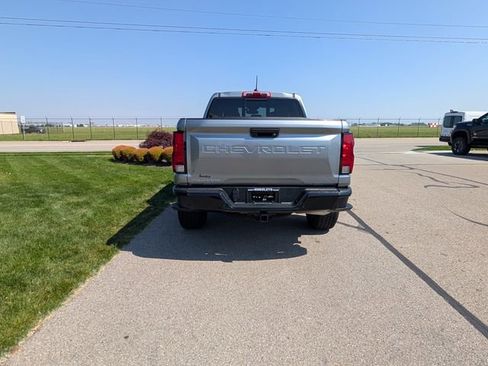 Used 2026 Chevrolet Colorado Trail Boss AWD/4WD image 6