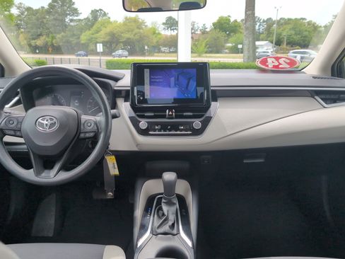 Certified 2024 Toyota Corolla LE FWD image 29