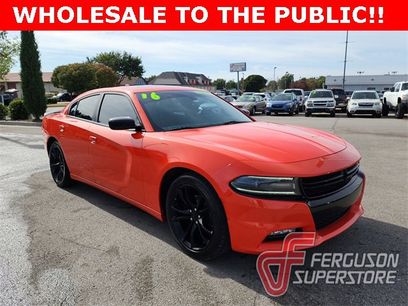 Used 2016 Dodge Charger SXT w/ Blacktop Package