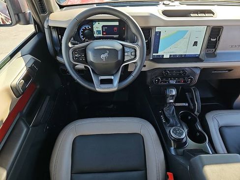 Used 2024 Ford Bronco Big Bend image 12