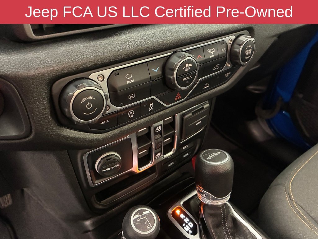 Used 2025 Jeep Gladiator Sport AWD/4WD image 23