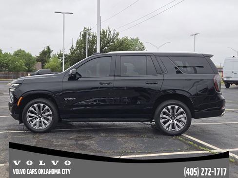 Used 2025 Chevrolet Tahoe High Country w/ Sun And Tow Package AWD/4WD image 3