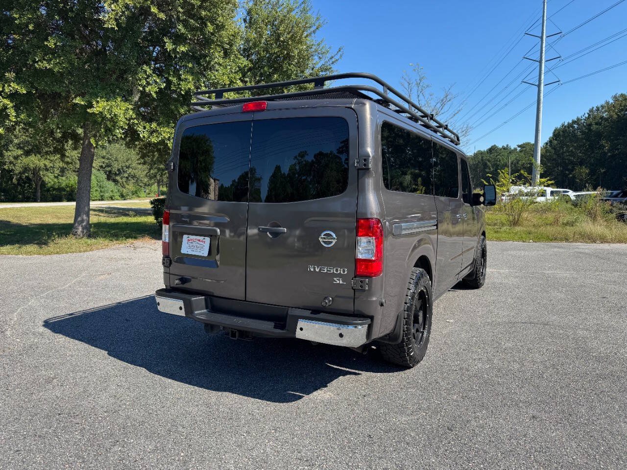 Used 2017 Nissan NV 3500 SL RWD image 35