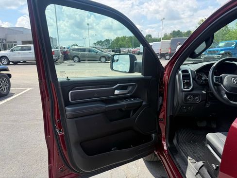 Used 2023 RAM 1500 Big Horn AWD/4WD image 12
