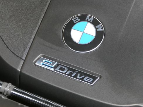 Used 2022 BMW X5 xDrive45e w/ M Sport Package AWD/4WD image 32