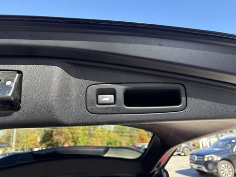 Used 2019 Honda CR-V EX-L image 13