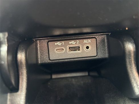 Used 2023 Nissan Maxima SR w/ Sport Mat Group image 22