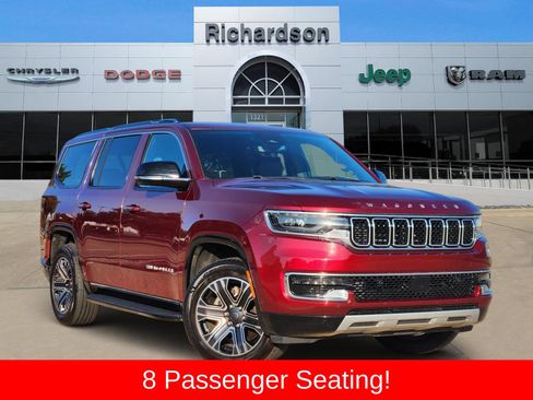 Used 2024 Jeep Wagoneer Series II w/ Flexible Seating Group AWD/4WD image 1