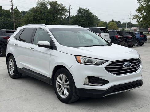 Used 2019 Ford Edge SEL w/ Equipment Group 201A AWD/4WD image 4