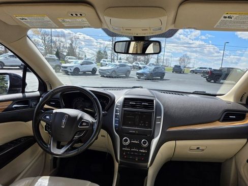 Used 2015 Lincoln MKC FWD w/ Equipment Group 101A Select image 24
