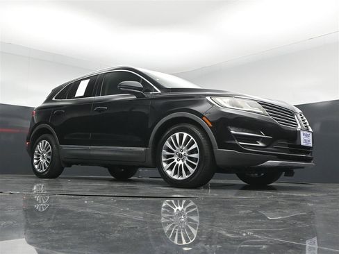 Used 2018 Lincoln MKC Reserve w/ Lincoln MKC Climate Package FWD image 29