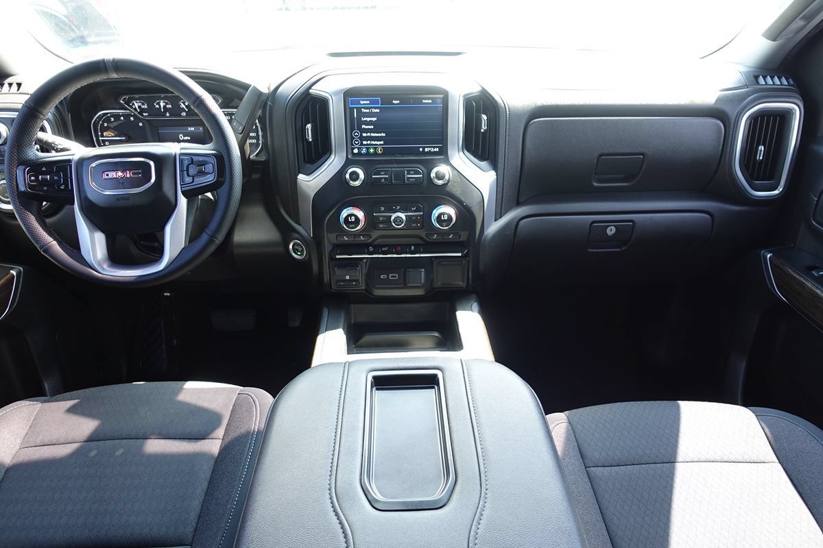 Used 2021 GMC Sierra 2500 SLE w/ X31 Off-Road Package AWD/4WD image 39