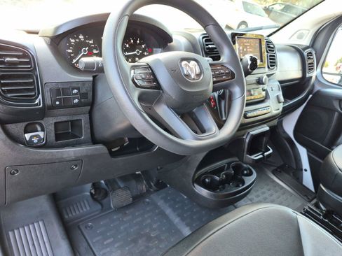 Used 2026 RAM ProMaster 2500 w/ Convenience Group FWD image 18