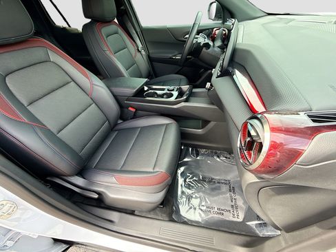 Used 2026 Chevrolet Equinox RS FWD image 15