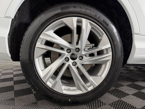 Used 2023 Audi Q7 3.0T Premium AWD/4WD image 58