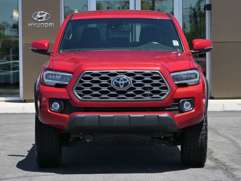 Used 2023 Toyota Tacoma TRD Off-Road RWD image 9