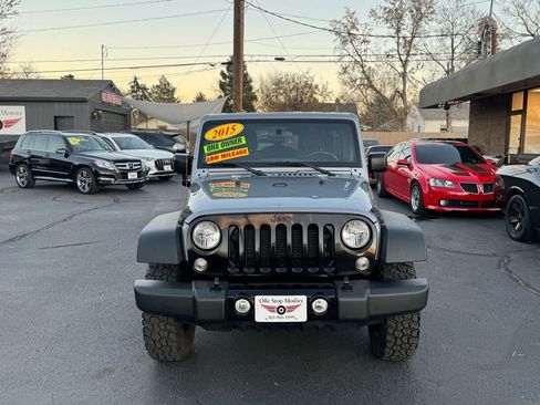 Used 2015 Jeep Wrangler Unlimited Sport image 2