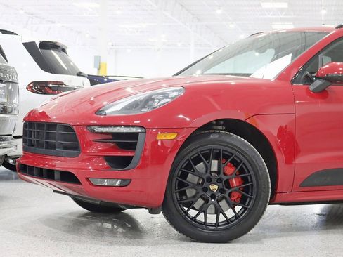 Used 2018 Porsche Macan GTS image 2