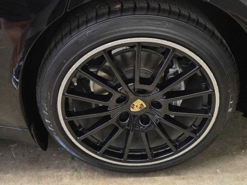 Used 2016 Porsche Panamera 4 AWD/4WD image 11