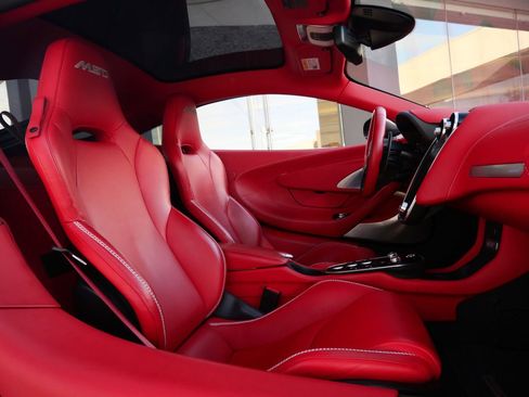 Used 2023 McLaren GT image 11