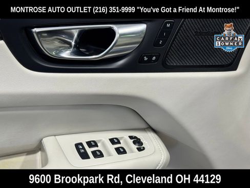 Used 2023 Volvo XC60 B5 Ultimate w/ Climate Package AWD/4WD image 12