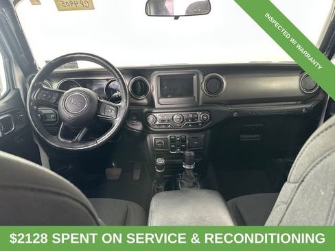 Used 2023 Jeep Wrangler Unlimited w/ Cold Weather Group AWD/4WD image 16
