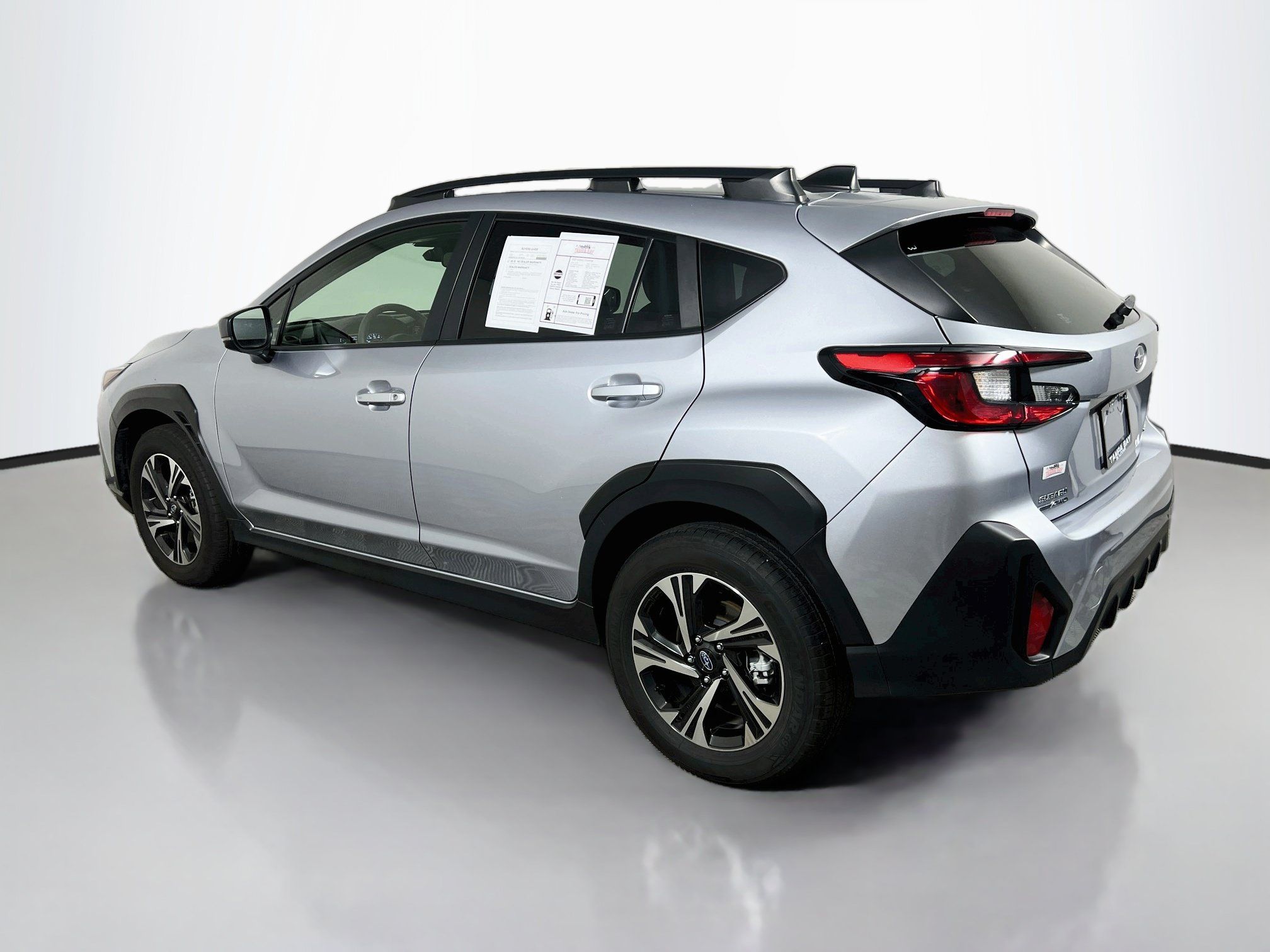 Used 2025 Subaru Crosstrek 2.5i Premium AWD/4WD image 8