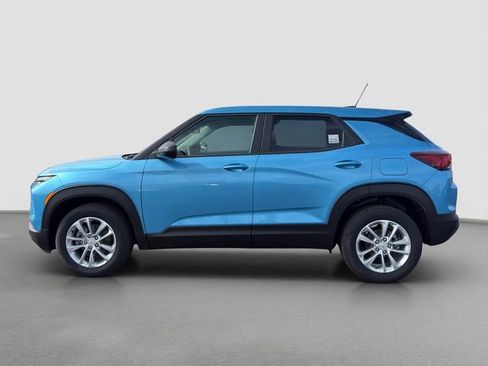 New 2026 Chevrolet TrailBlazer LS w/ LS Convenience Package FWD image 3