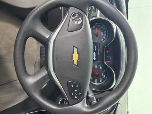 Used 2018 Chevrolet Impala LS FWD image 15