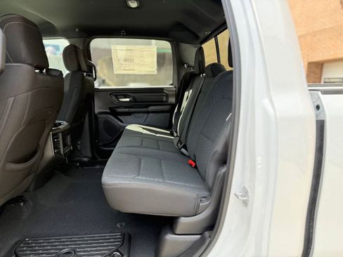 New 2026 RAM 1500 Express AWD/4WD image 24