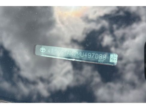 Used 2021 Toyota Camry XSE image 8