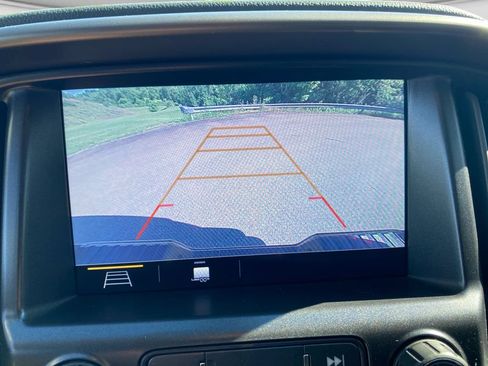 Used 2022 Chevrolet Colorado Z71 AWD/4WD image 26
