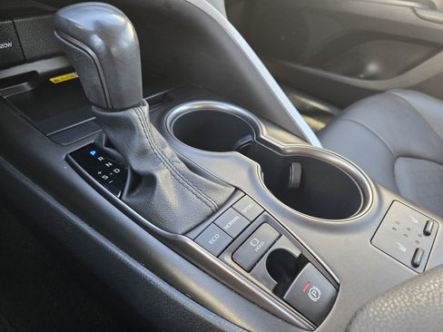 Used 2023 Toyota Camry XSE image 22