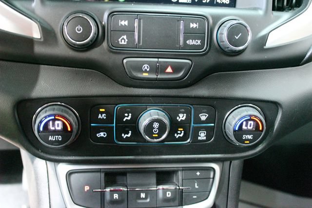 Used 2023 GMC Terrain SLT w/ Infotainment Package II AWD/4WD image 29