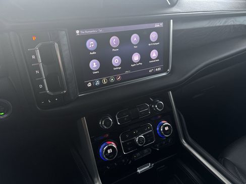 Used 2021 GMC Yukon Denali image 36