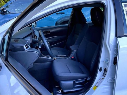 Certified 2026 Toyota Corolla LE w/ Carpet Mat Package (TMS) FWD image 9