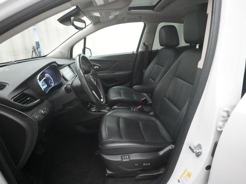 Used 2018 Buick Encore Premium w/ Experience Buick Package image 7