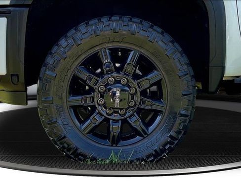 Used 2024 GMC Sierra 2500 AT4 w/ AT4 Premium Plus Package AWD/4WD image 33