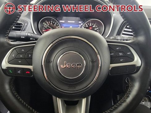 Used 2018 Jeep Compass Limited w/ Navigation Group AWD/4WD image 19