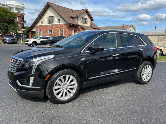 Used 2018 Cadillac XT5 Platinum w/ Driver Assist Package AWD/4WD image 2
